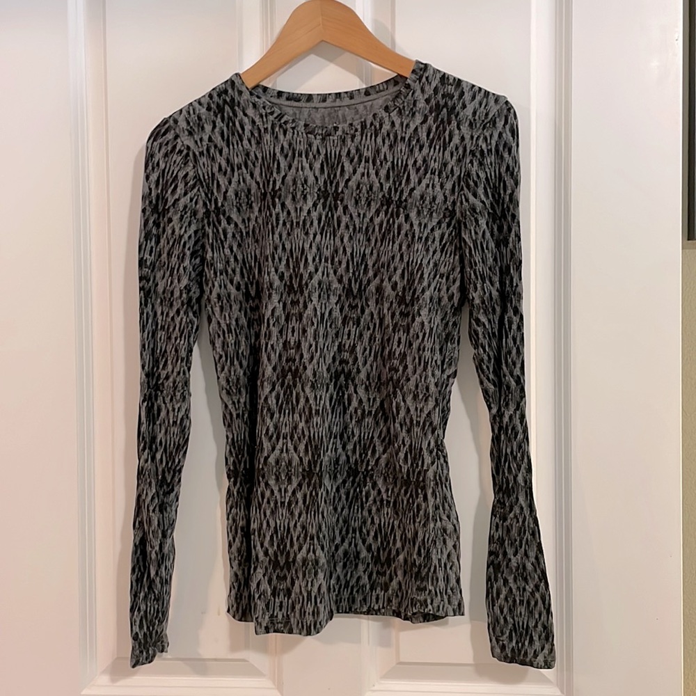 CuddlDuds long sleeve, size medium